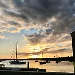 Apartment Casa Sol, Fast Wifi, Airco, Swimming Pool Near The Da Rocha Portimão