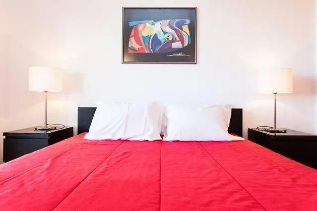 Casa Sol, Fast Wifi, Airco, Swimming Pool Near The Da Rocha * Portimão