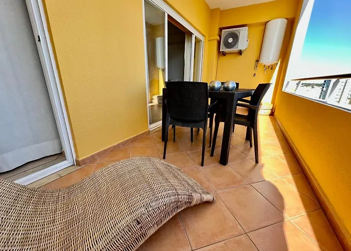 Casa Sol, Fast Wifi, Airco, Swimming Pool Near The Da Rocha * Portimão